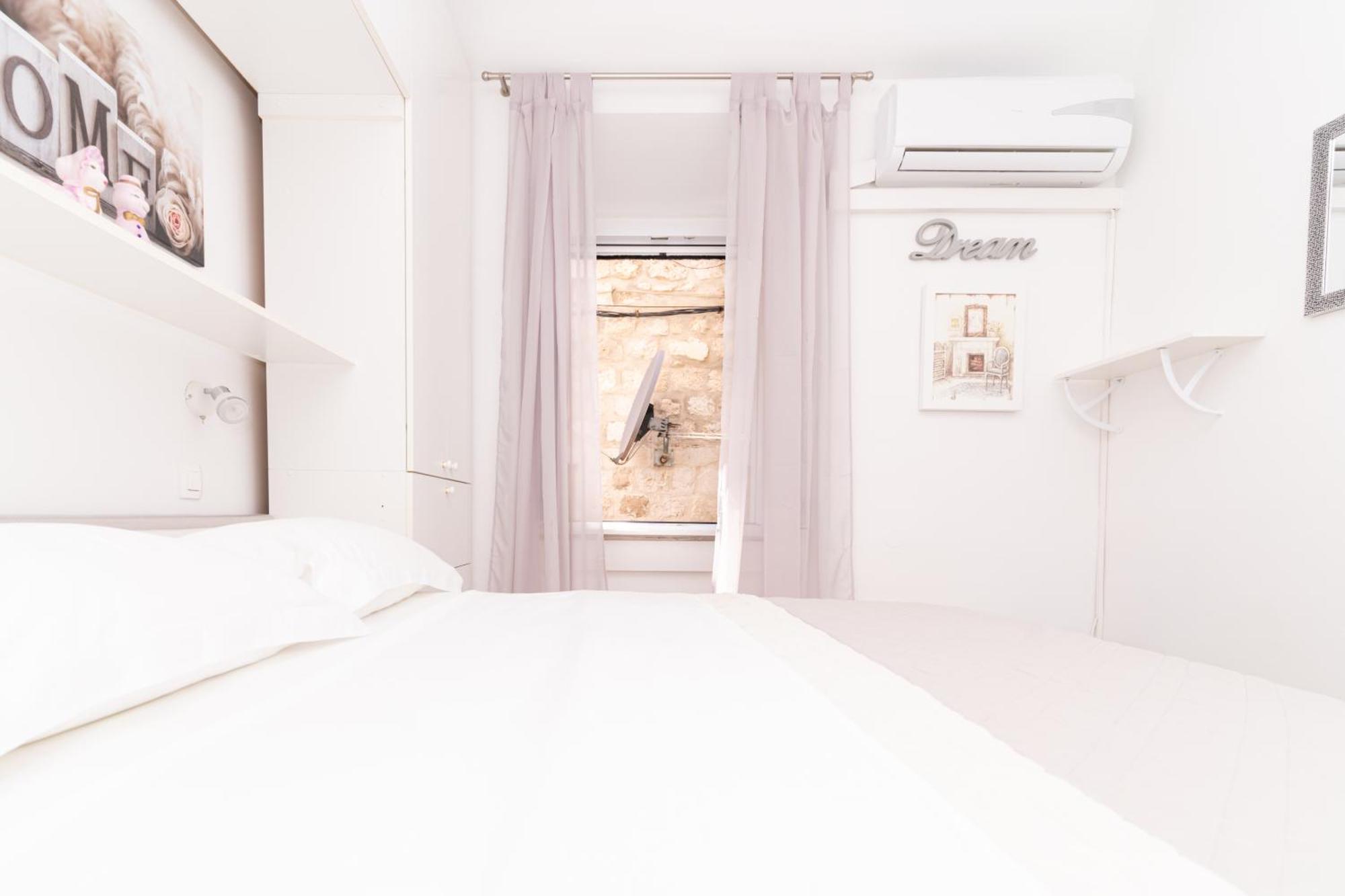 Apartment Cameleon